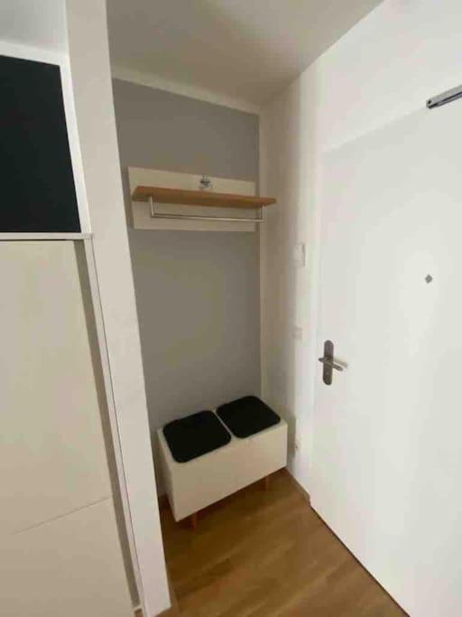 Moderne Wohnung In Der Toplage Inkl. Garage Vienna Exterior photo